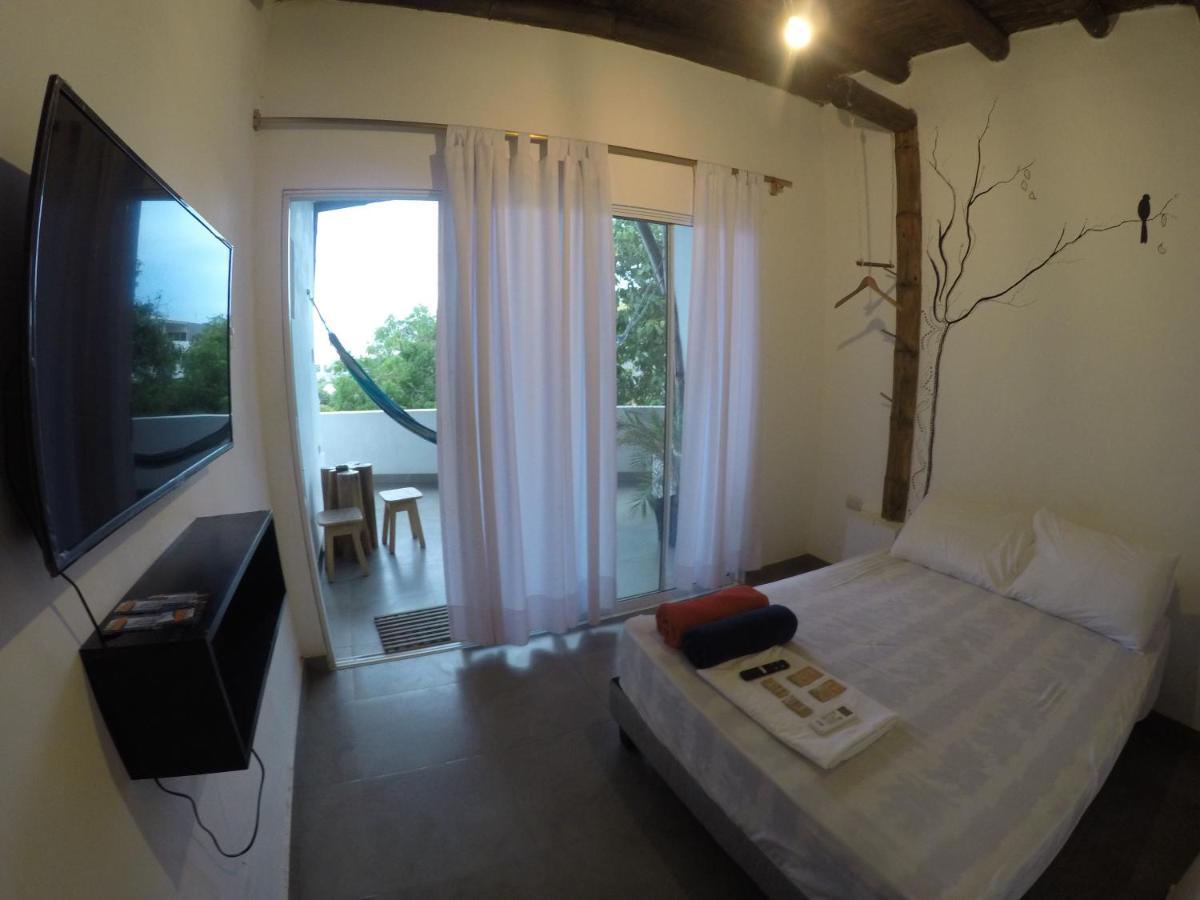 Kiwi Suites Hostel Montanita Bagian luar foto