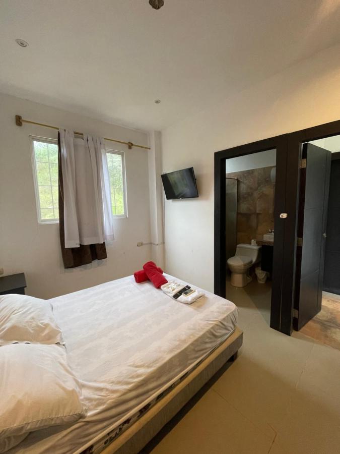 Kiwi Suites Hostel Montanita Bagian luar foto