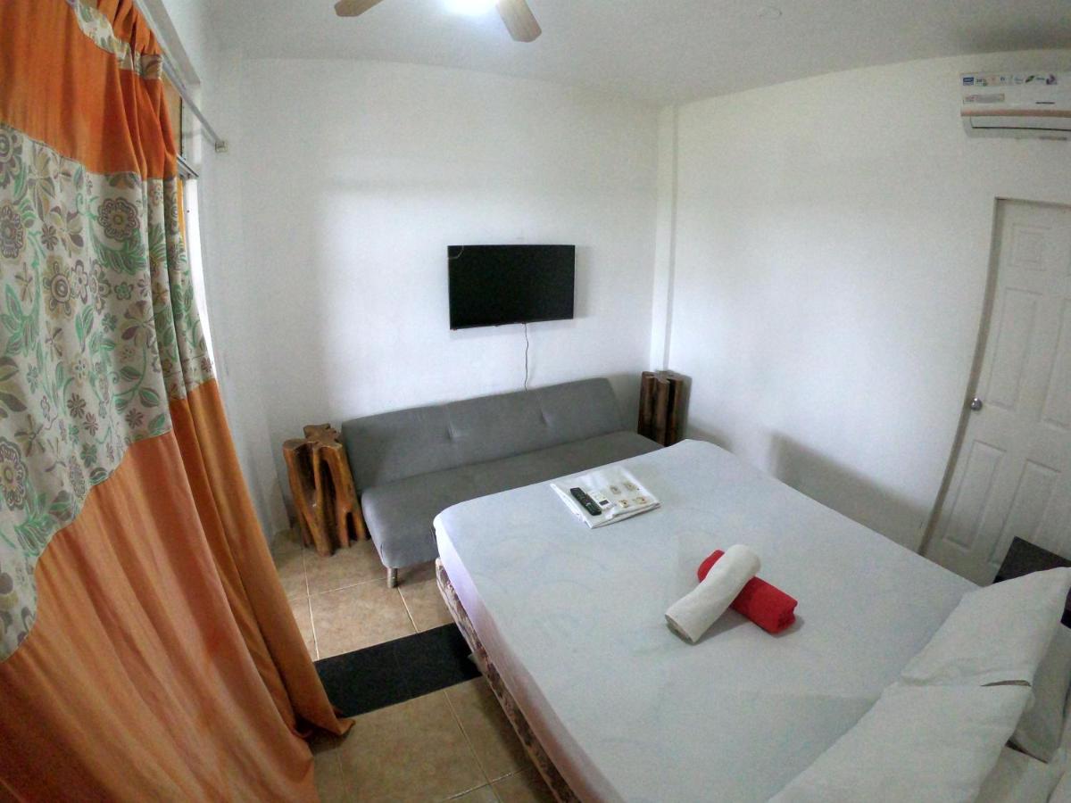 Kiwi Suites Hostel Montanita Bagian luar foto