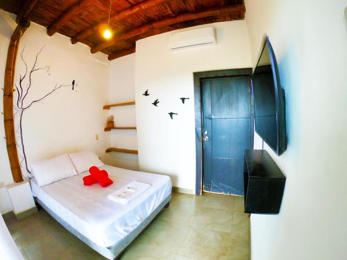 Kiwi Suites Hostel Montanita Bagian luar foto