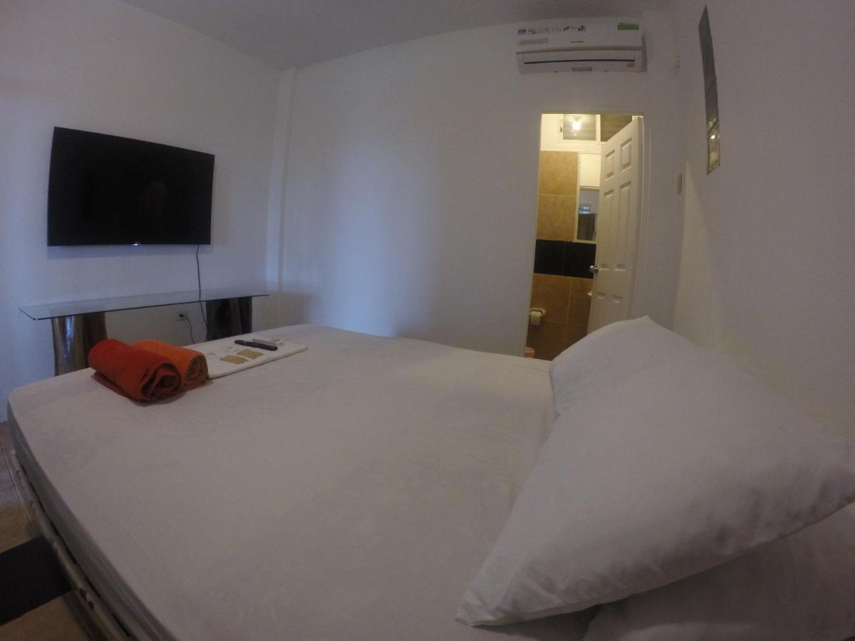 Kiwi Suites Hostel Montanita Bagian luar foto