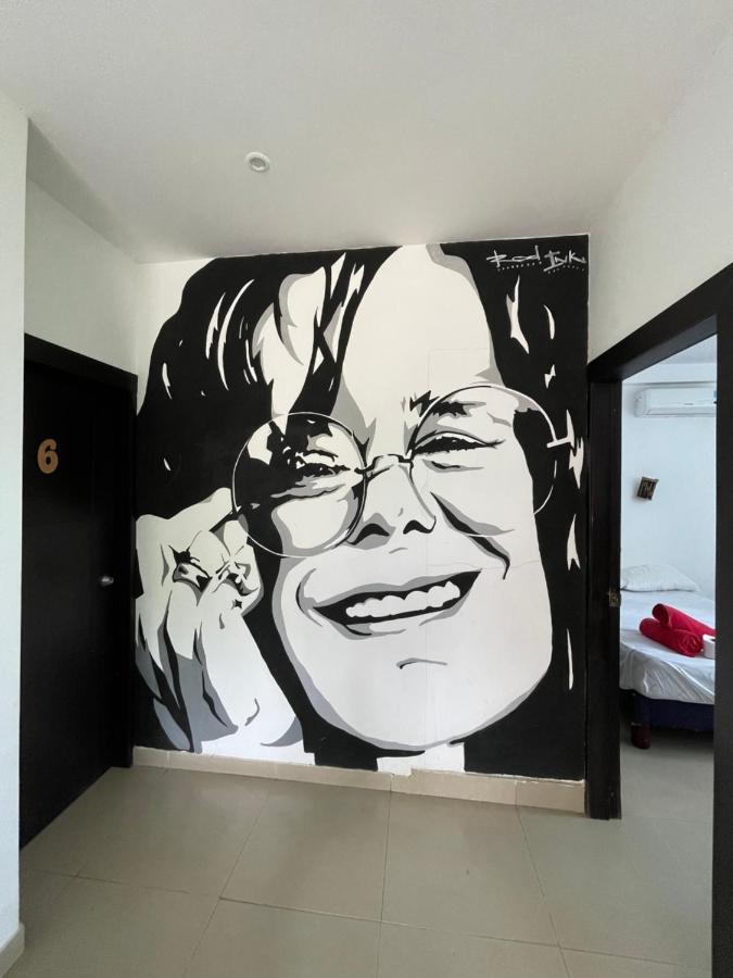 Kiwi Suites Hostel Montanita Bagian luar foto